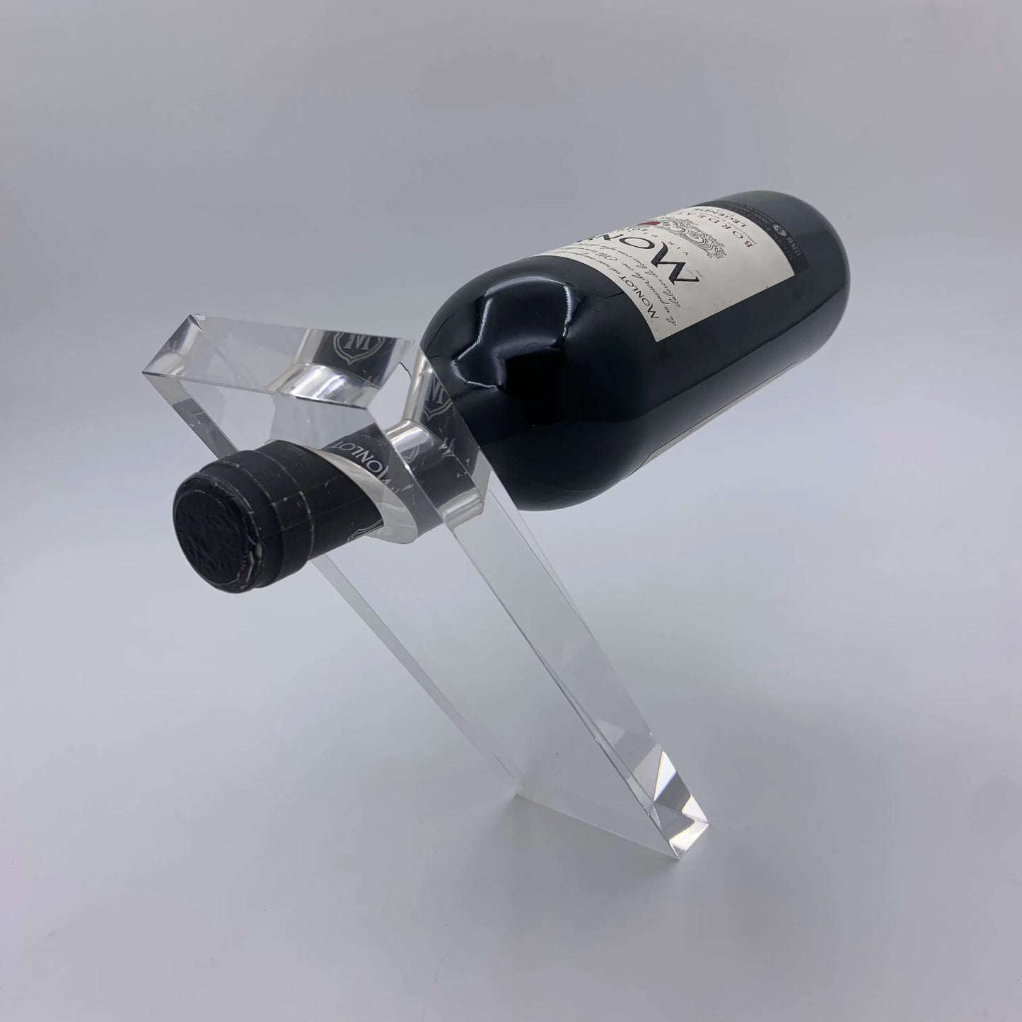 New Design Clear Acrylic Wine Bottle Holder for home  decrocation